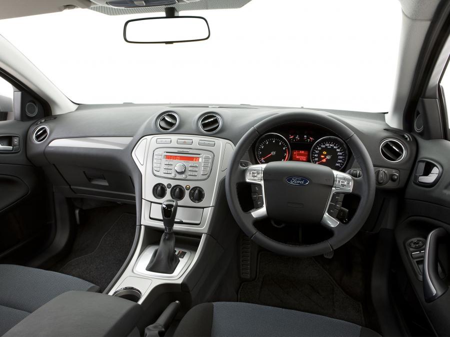  Ford Mondeo Hatchback 2007 года  (AU) (фото 13 из 30)